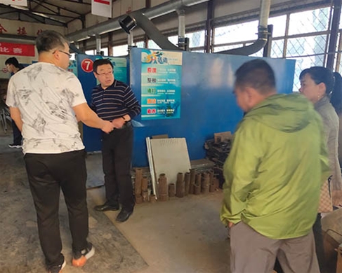 和靈石縣第一職業(yè)高中校領(lǐng)導(dǎo)在?？疾? /></div>
		<h2 id=